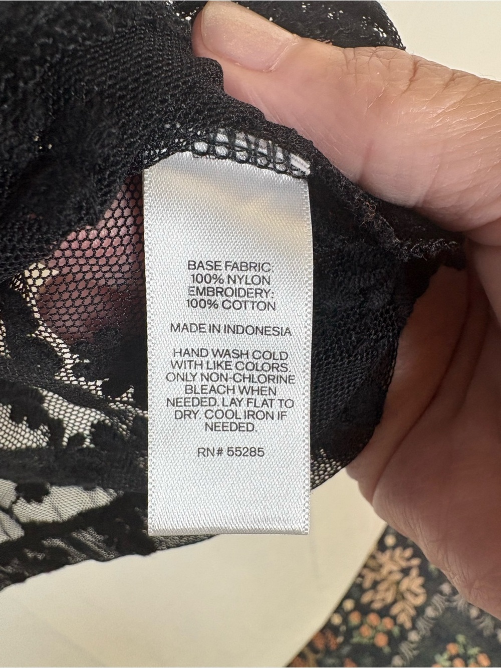 Express Black Floral Lace Top - Picture 3 of 6